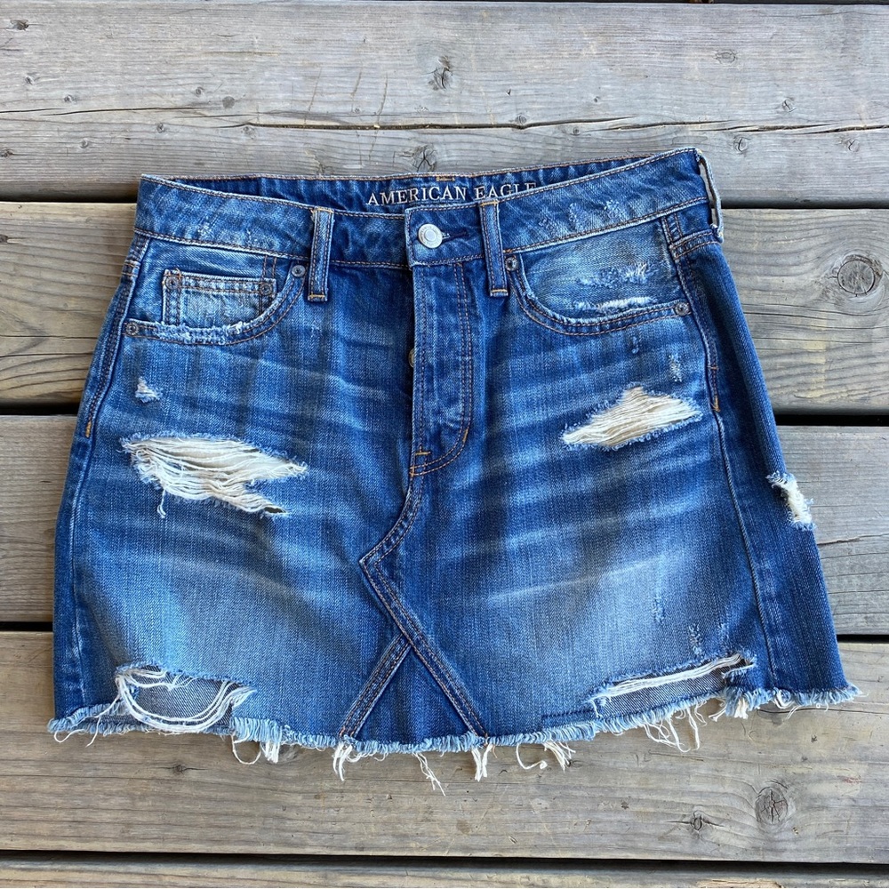 2/$30 || American Eagle Denim Skirt